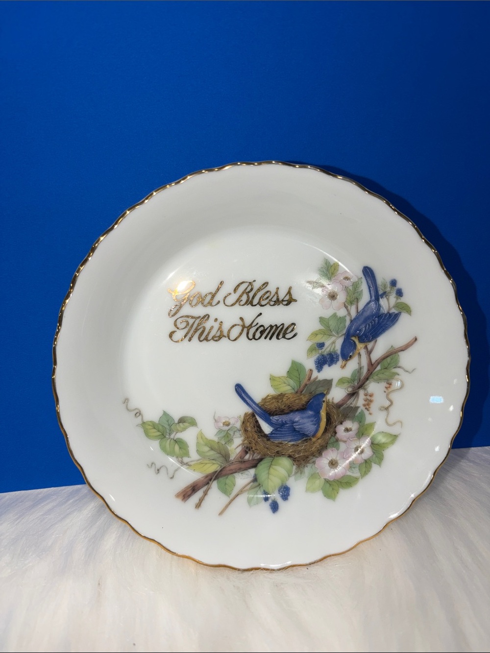 Saja White Decorative Trinket Dish with Blue Bird and Gold Script